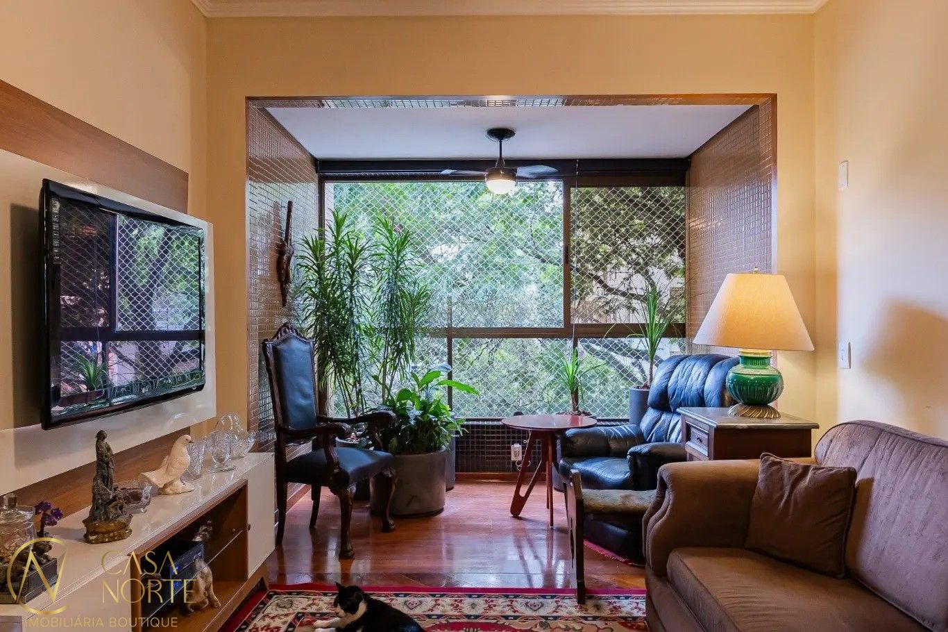 Apartamento à venda com 3 quartos, 107m², 1 suíte, 2 vagas, Rua Marcelo Gama no bairro São João em Porto Alegre