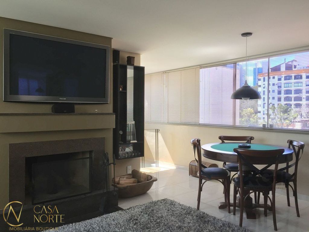 Apartamento à venda com 2 quartos, 86m², 1 suíte, 1 vaga, Rua Anita Garibaldi no bairro Mont Serrat em Porto Alegre