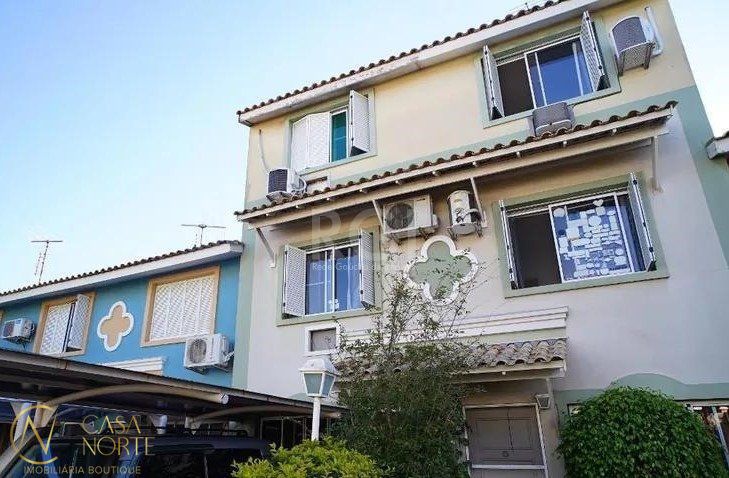 Casa de Condomínio à venda com 3 quartos, 95m², 1 suíte, 1 vaga, Avenida José Aloisio Filho no bairro Humaitá em Porto Alegre