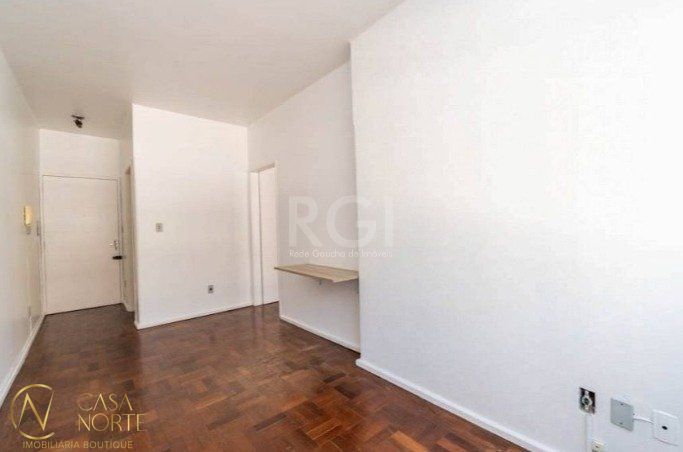 Apartamento à venda com 1 quarto, 40m², 1 suíte, Rua General Lima e Silva no bairro Centro Histórico em Porto Alegre