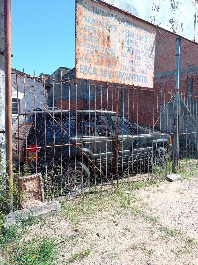 Terreno à venda , 300m², Avenida Antônio Carvalho no bairro Jardim Carvalho em Porto Alegre