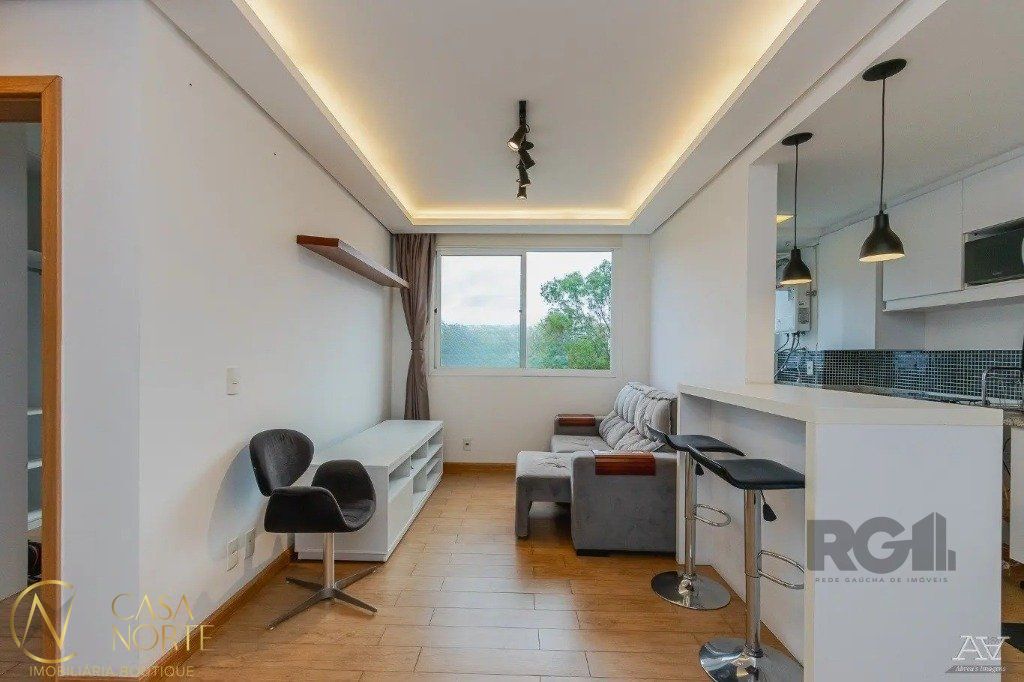 Apartamento à venda com 2 quartos, 52m², 1 vaga, Rua Carlos Reverbel no bairro Jardim Carvalho em Porto Alegre