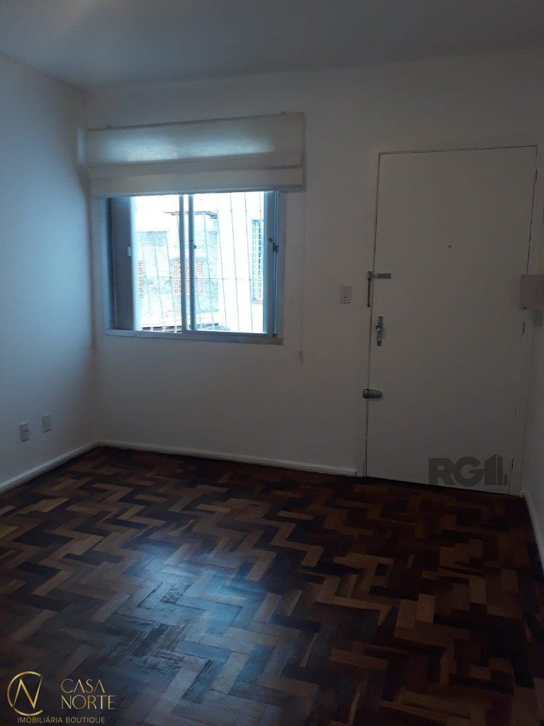 Apartamento à venda com 1 quarto, 38m², 1 vaga, Rua São Mateus no bairro Bom Jesus em Porto Alegre