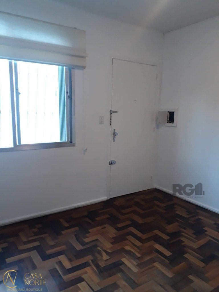 Apartamento à venda com 1 quarto, 38m², 1 vaga, Rua São Mateus no bairro Bom Jesus em Porto Alegre