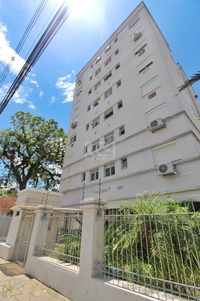 Apartamento à venda com 2 quartos, 48m², 1 vaga, Avenida Teresópolis no bairro Teresópolis em Porto Alegre