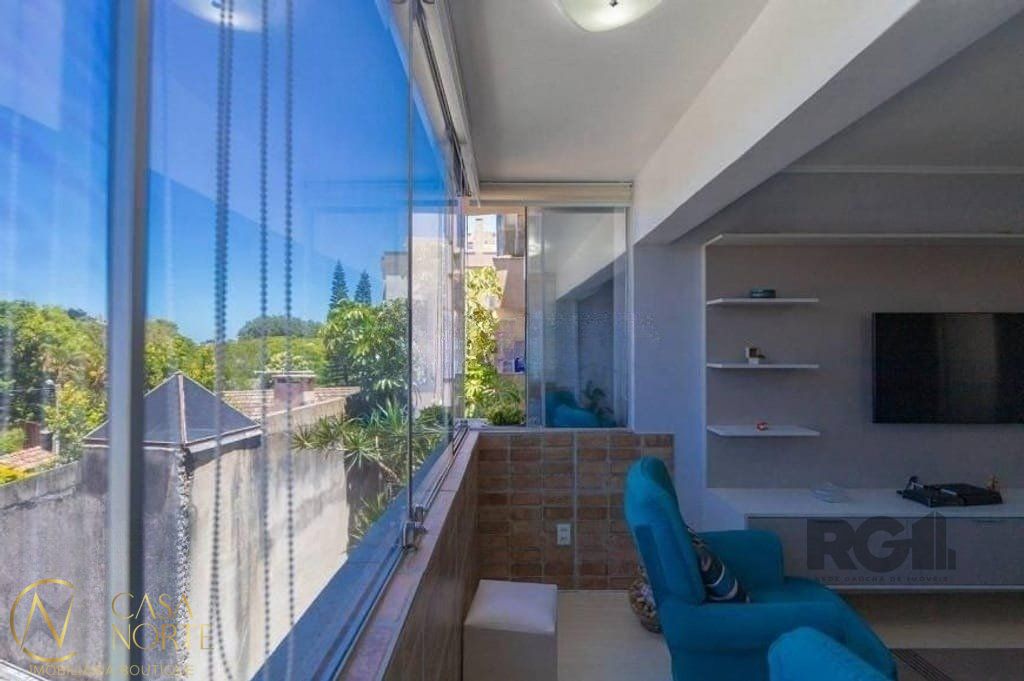 Apartamento à venda com 2 quartos, 71m², 1 vaga, Rua Salvio Soares no bairro Nonoai em Porto Alegre