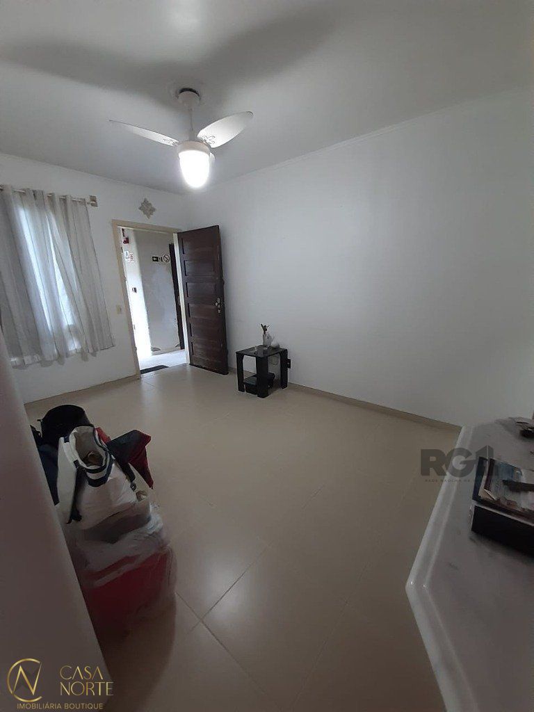 Apartamento à venda com 2 quartos, 54m², 1 vaga, Rua Padre João Batista Reus no bairro Camaquã em Porto Alegre