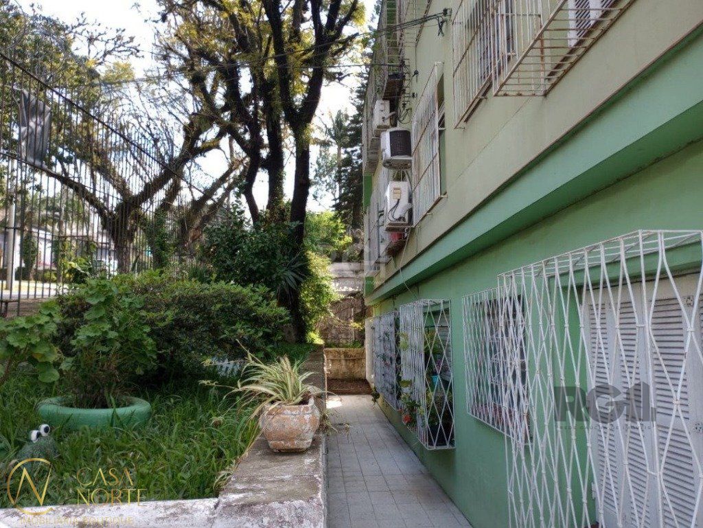 Apartamento à venda com 3 quartos, 68m², Avenida Pinheiro Borda no bairro Cristal em Porto Alegre