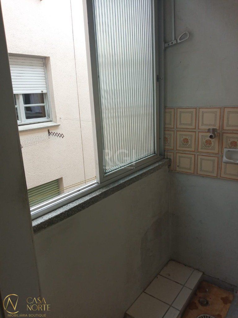Apartamento à venda com 2 quartos, 50m², 1 vaga, Avenida Chui no bairro Cristal em Porto Alegre