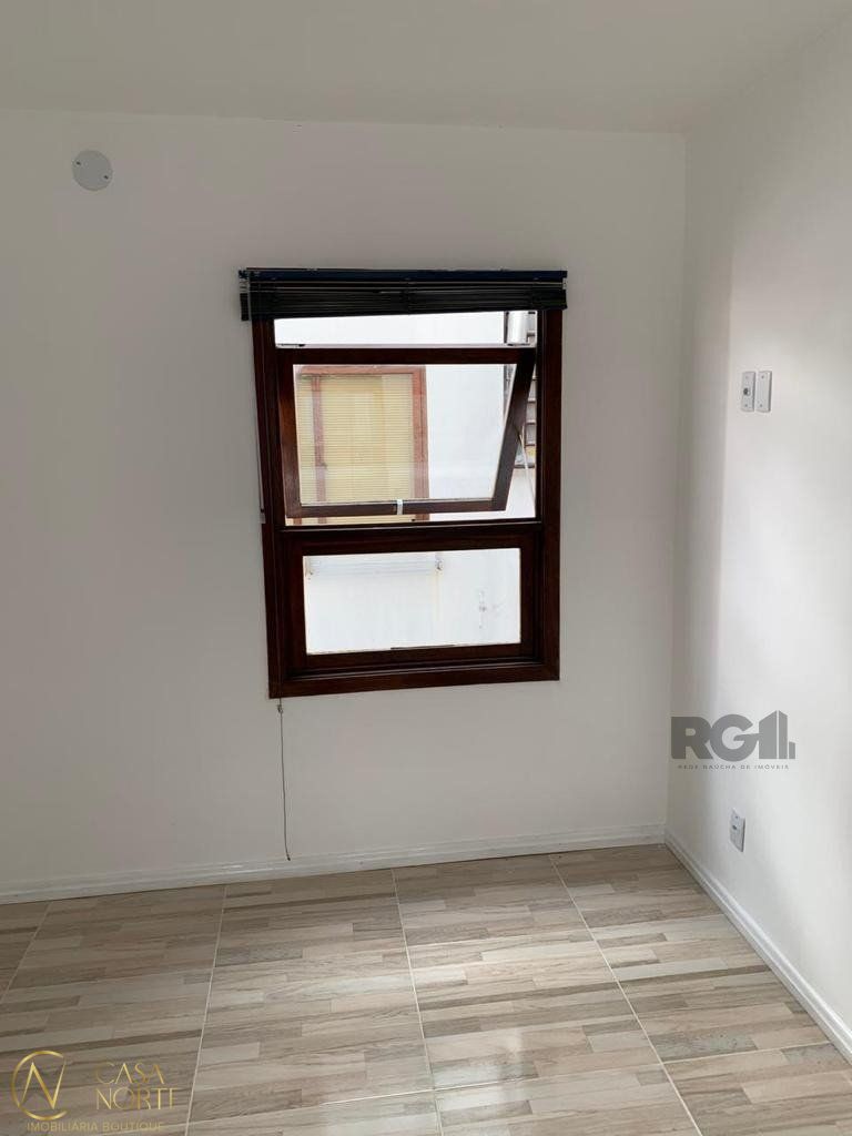 Apartamento à venda com 1 quarto, 38m², 1 vaga, Avenida Lavras no bairro Petrópolis em Porto Alegre