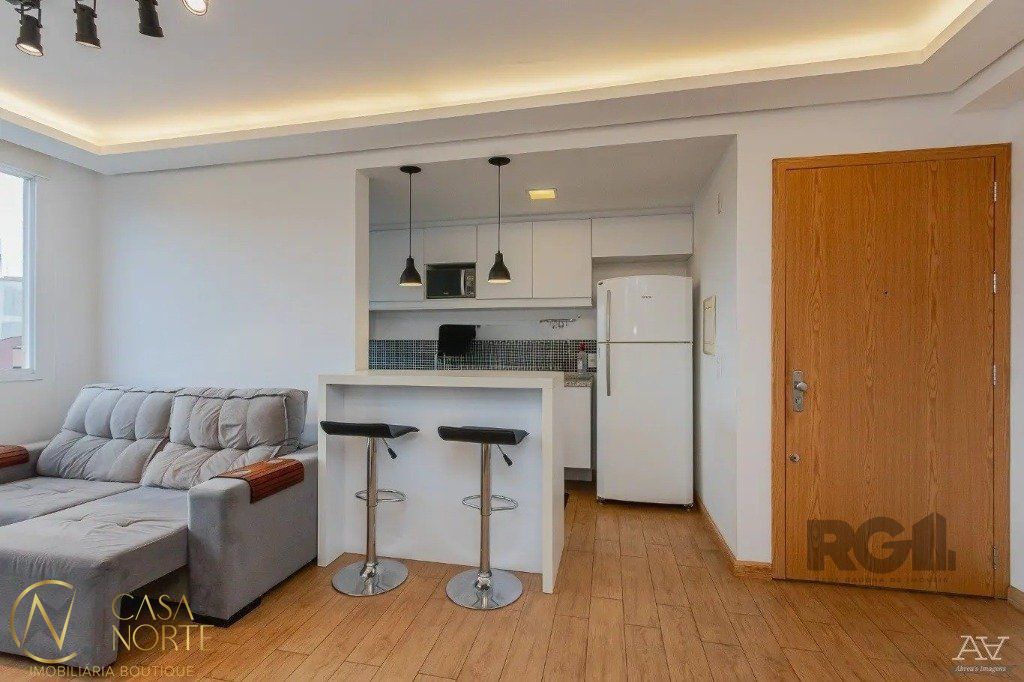 Apartamento à venda com 2 quartos, 52m², 1 vaga, Rua Carlos Reverbel no bairro Jardim Carvalho em Porto Alegre