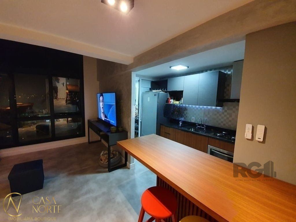 Apartamento à venda com 1 quarto, 74m², 1 suíte, 2 vagas, Rua São Josémaria Escriva no bairro Jardim do Salso em Porto Alegre