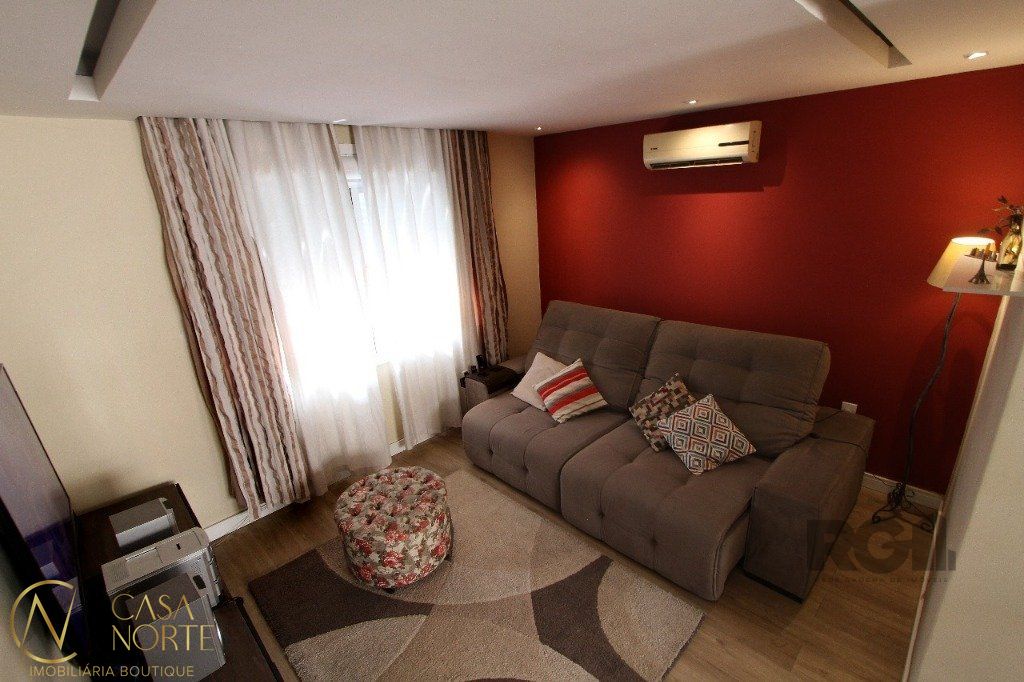 Apartamento à venda com 2 quartos, 99m², Avenida Cristóvão Colombo no bairro Floresta em Porto Alegre
