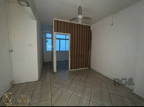 Sala Comercial à venda , 22m², Avenida Alberto Bins no bairro Centro Histórico em Porto Alegre