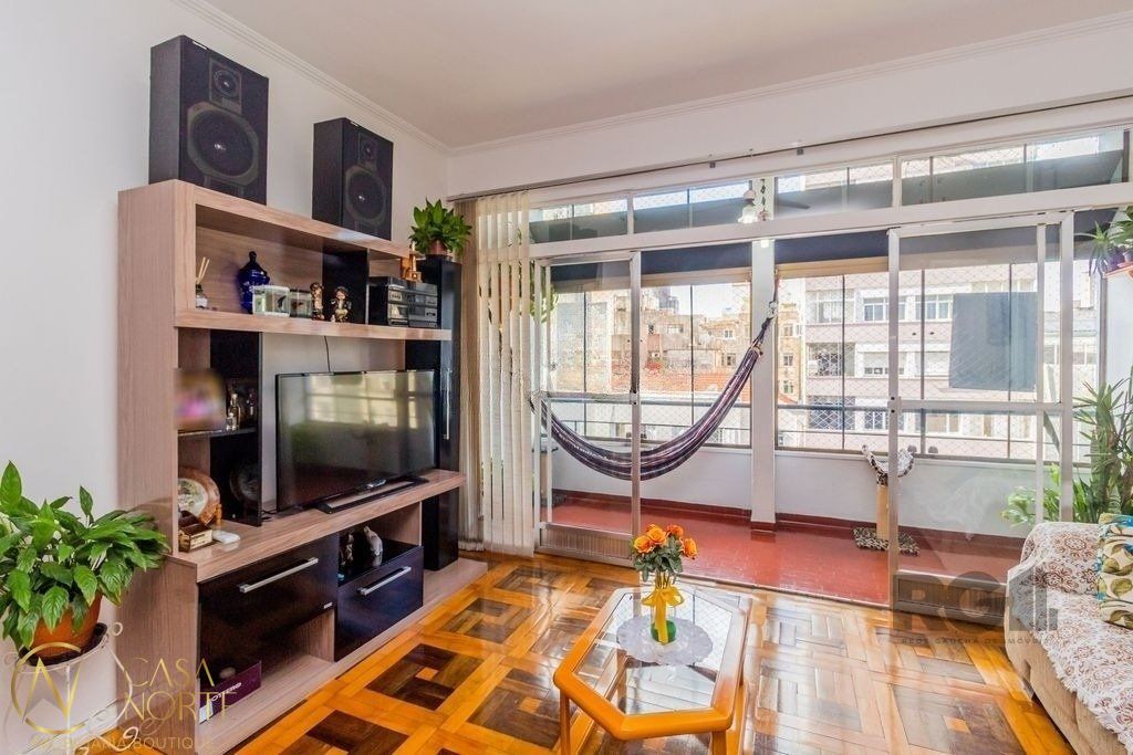 Apartamento à venda com 3 quartos, 88m², Avenida Senador Salgado Filho no bairro Centro Histórico em Porto Alegre