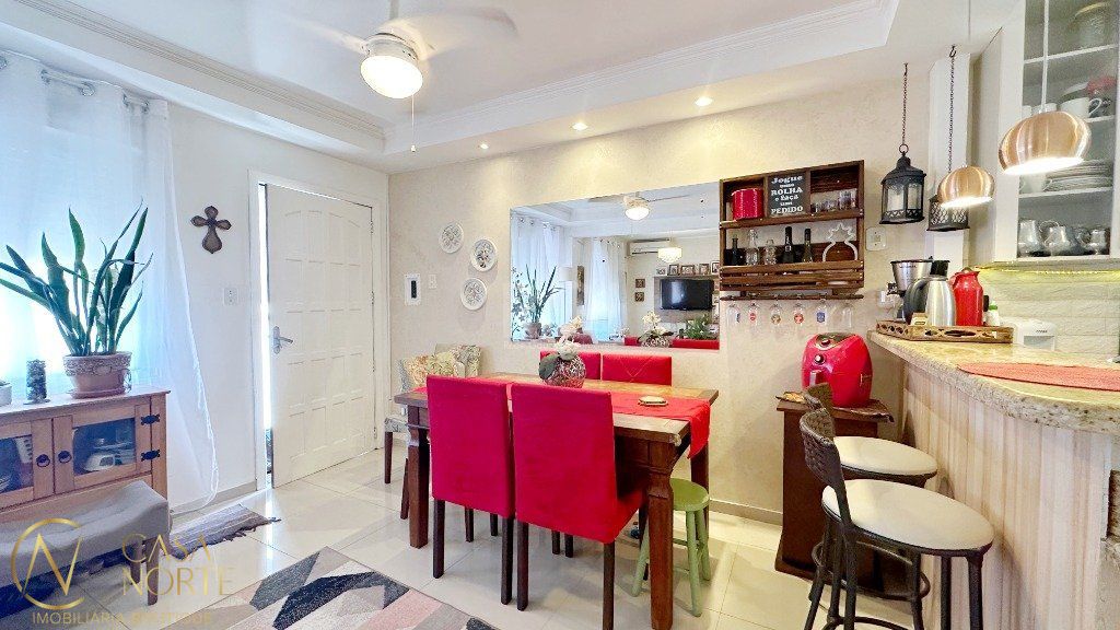 Apartamento à venda com 3 quartos, 77m², 1 vaga, Rua Marechal Mesquita no bairro Teresópolis em Porto Alegre