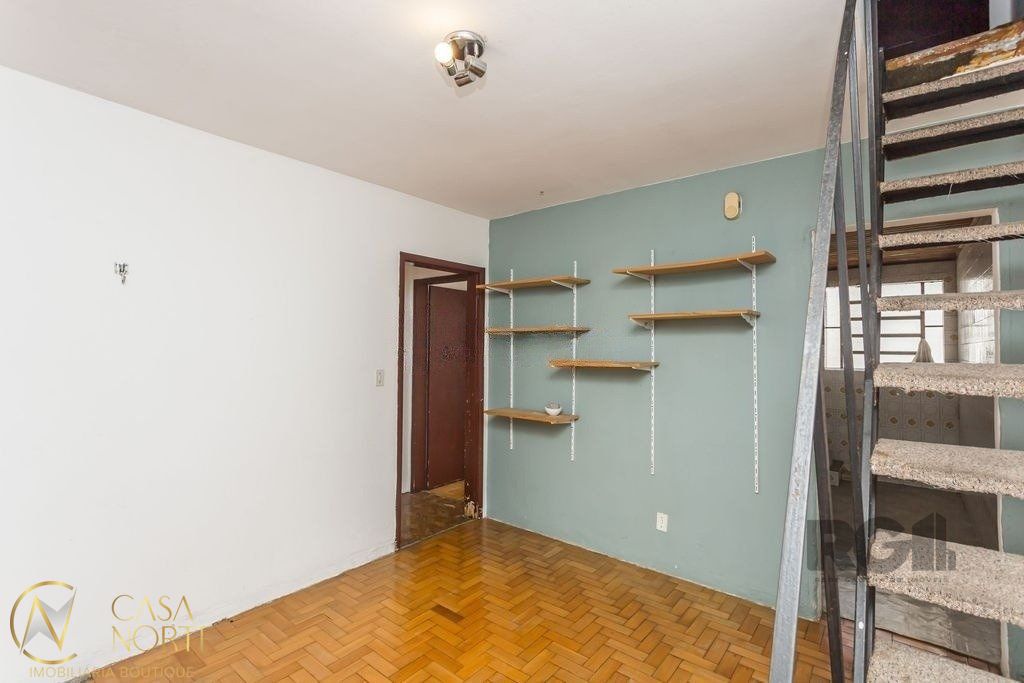 Cobertura à venda com 2 quartos, 69m², Rua José do Patrocinio no bairro Cidade Baixa em Porto Alegre