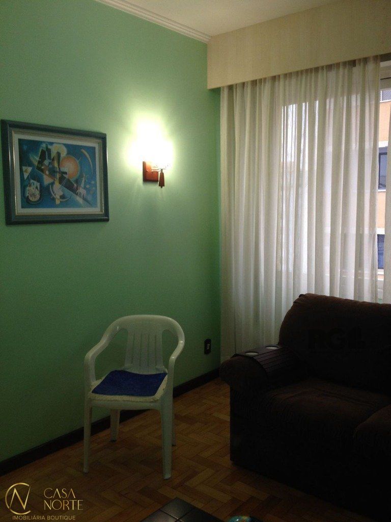 Apartamento à venda com 2 quartos, 62m², Avenida Senador Salgado Filho no bairro Centro Histórico em Porto Alegre