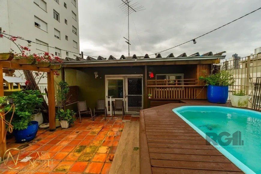 Cobertura à venda com 3 quartos, 125m², 1 suíte, 2 vagas, Avenida Alegrete no bairro Petrópolis em Porto Alegre