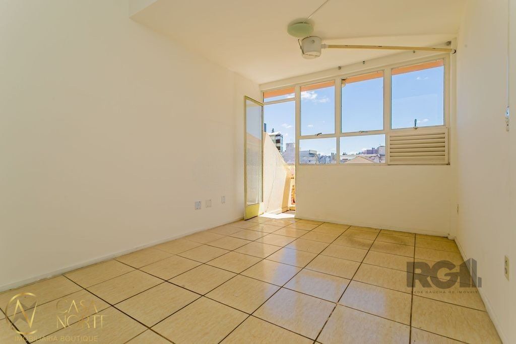 Sala Comercial à venda , 31m², Avenida Bento Gonçalves no bairro Partenon em Porto Alegre