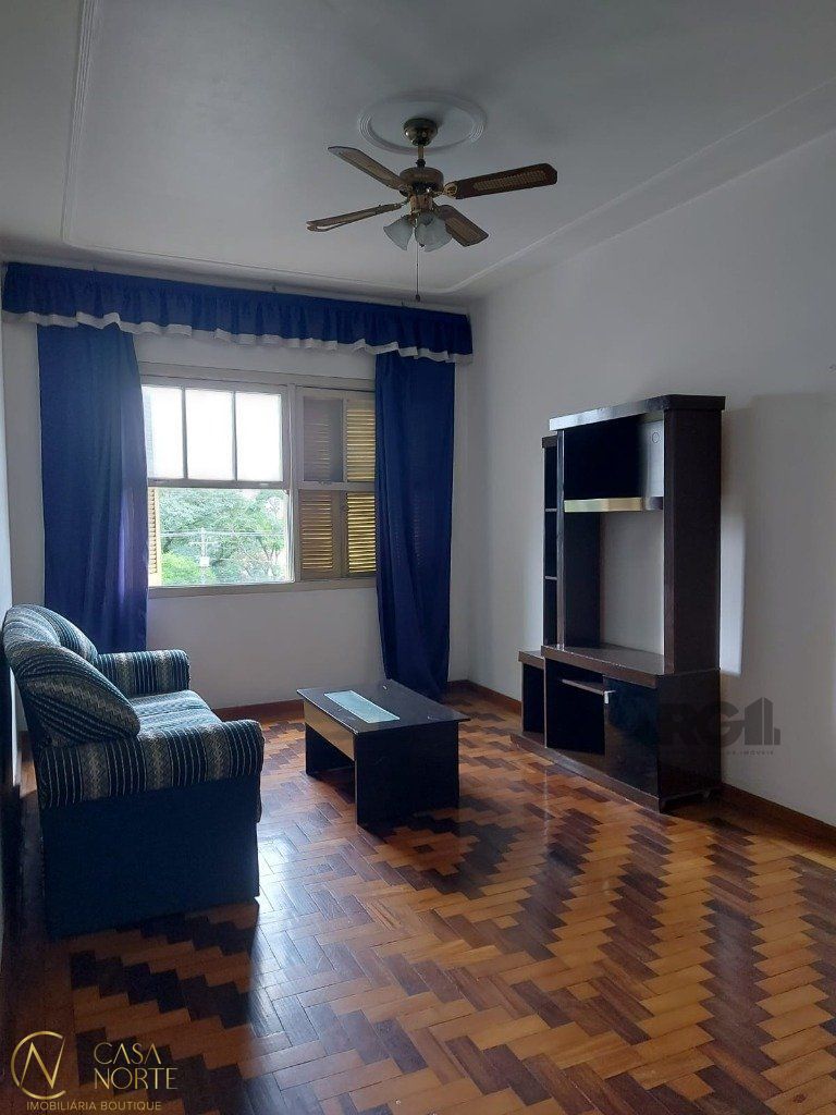 Apartamento à venda com 2 quartos, 72m², Avenida Ipiranga no bairro Azenha em Porto Alegre