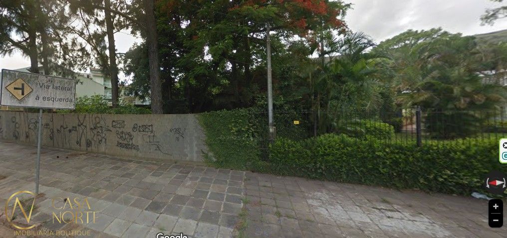 Casa à venda com 3 quartos, 80m², 3 vagas, Rua Frederico Etzberger no bairro Nonoai em Porto Alegre