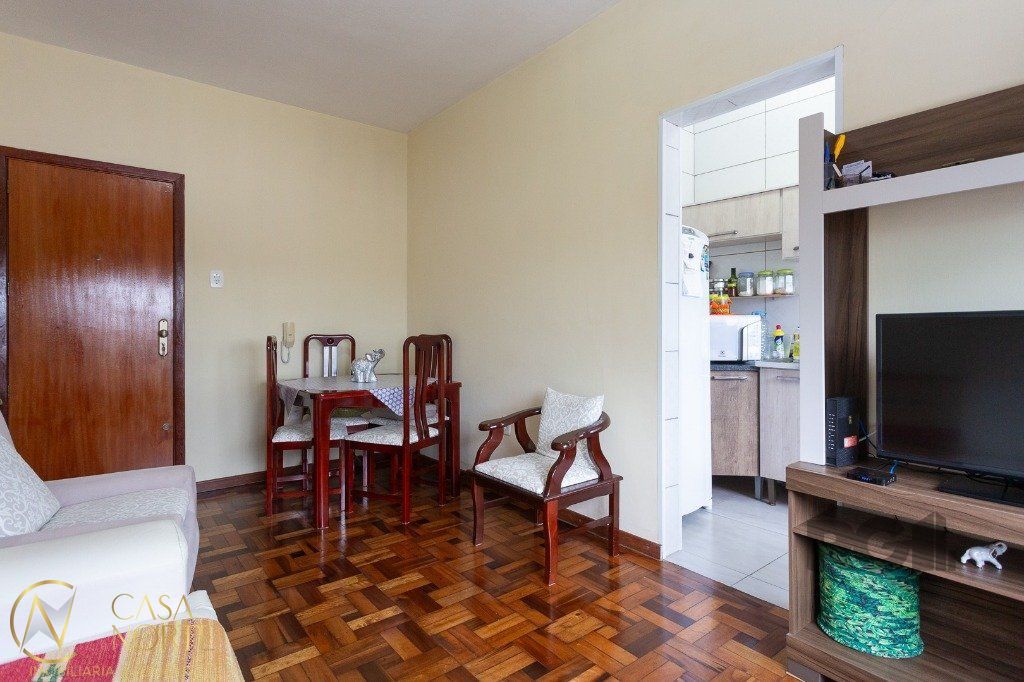 Apartamento à venda com 1 quarto, 45m², Avenida da Azenha no bairro Azenha em Porto Alegre