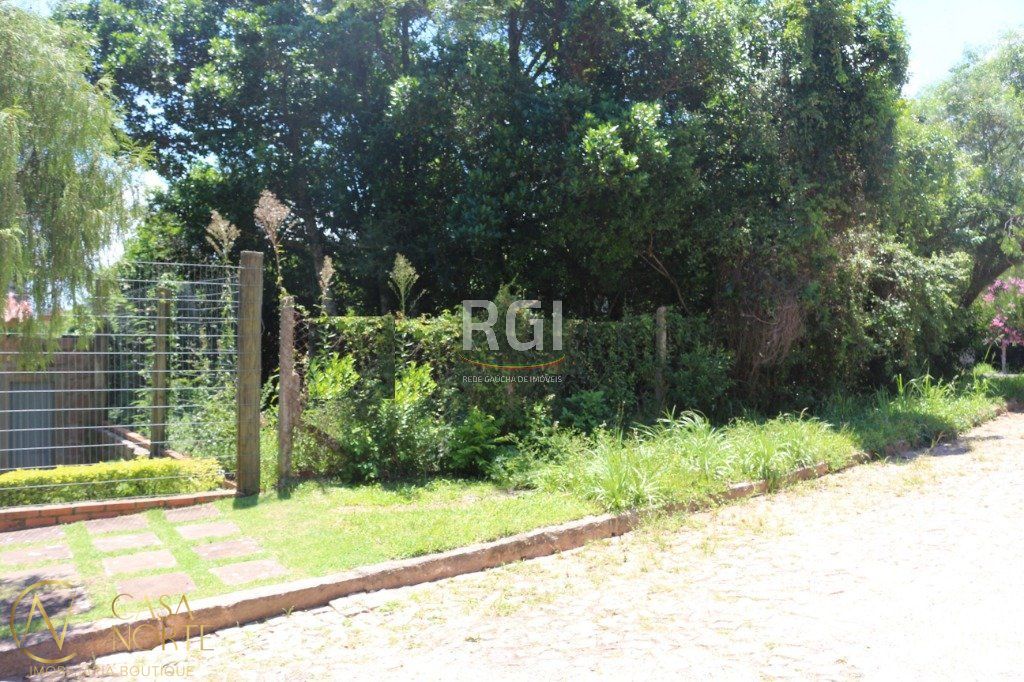 Terreno à venda  com 524m², Rua Sady Barros Hofmeister no bairro Teresópolis em Porto Alegre