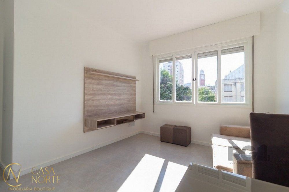 Apartamento à venda com 2 quartos, 71m², Avenida Aureliano de Figueiredo Pinto no bairro Praia de Belas em Porto Alegre