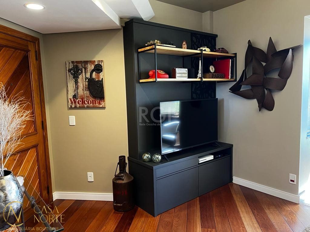 Apartamento à venda com 2 quartos, 91m², 1 suíte, 2 vagas, Rua Araruama no bairro Vila Jardim em Porto Alegre