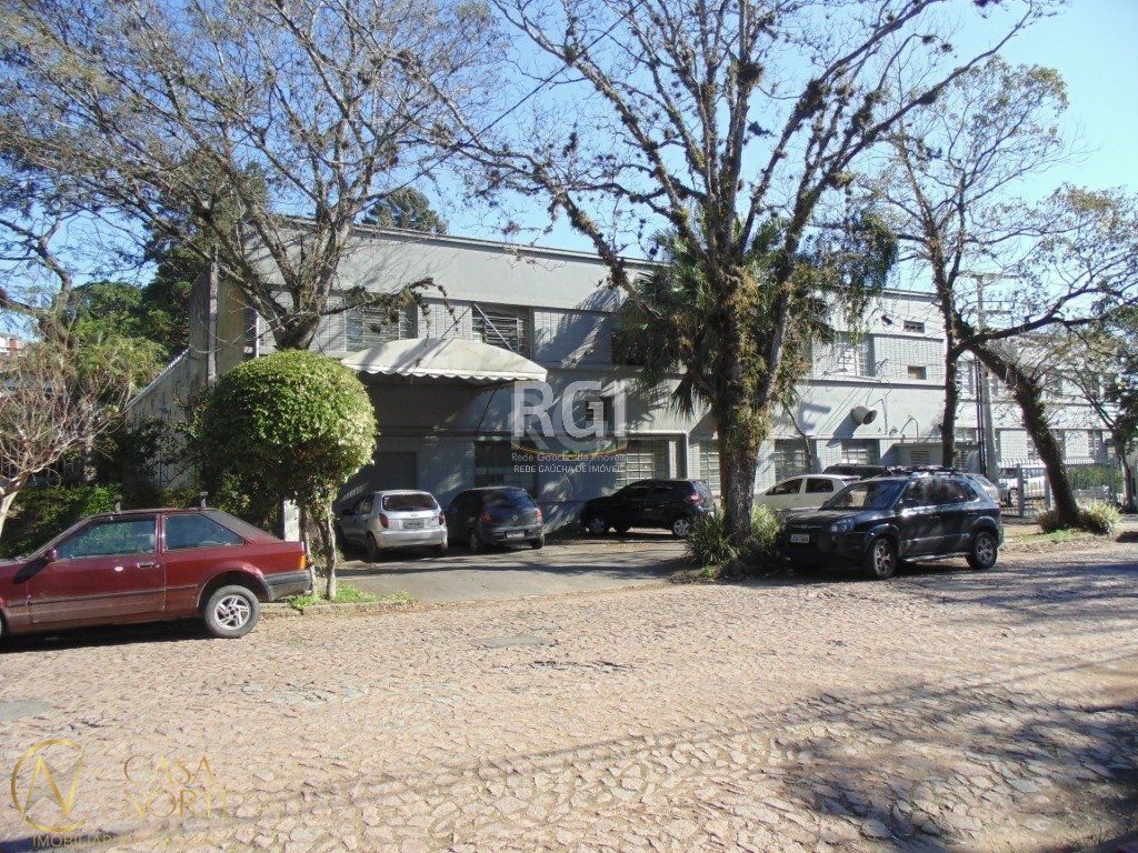 Pavilhão à venda , 2000m², Avenida Engenheiro Ludolfo Boehl no bairro Teresópolis em Porto Alegre