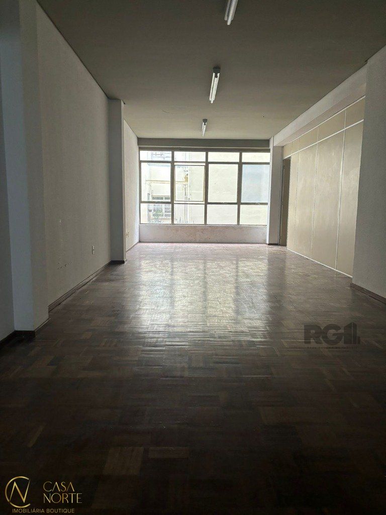 Sala Comercial à venda , Avenida da Azenha no bairro Azenha em Porto Alegre