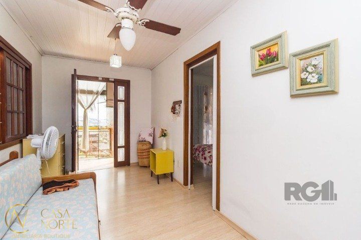 Casa à venda com 2 quartos, 132m², 1 vaga, Rua Capitão Padilha no bairro Cascata em Porto Alegre
