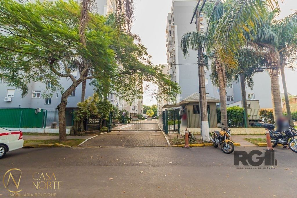 Apartamento à venda com 3 quartos, 71m², 1 suíte, Rua Wilson Adnislen Freitas de Paiva Bueno no bairro Cavalhada em Porto Alegre