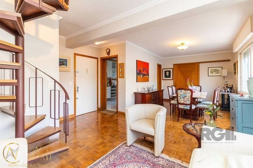 Cobertura à venda com 3 quartos, 145m², 1 suíte, 1 vaga, Rua Jaime Telles no bairro Petrópolis em Porto Alegre