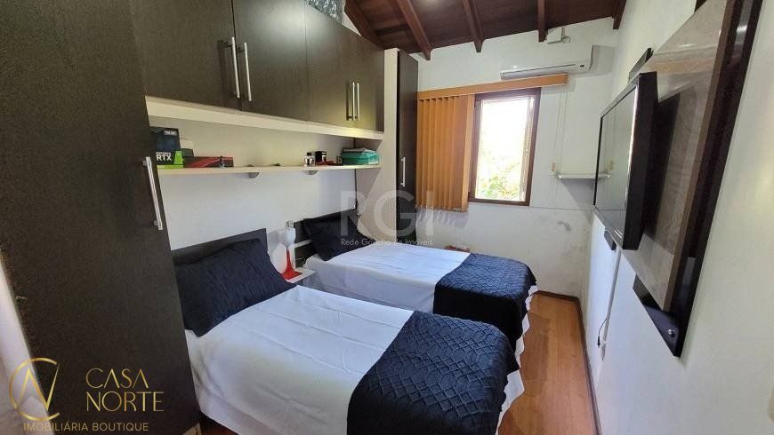 Casa de Condomínio à venda com 3 quartos, 96m², 3 vagas, Rua Landel de Moura no bairro Tristeza em Porto Alegre