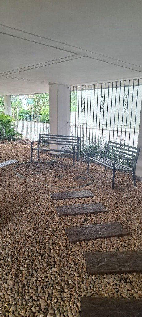 Cobertura à venda com 3 quartos, 250m², 1 suíte, 2 vagas, Rua Guararapes no bairro Petrópolis em Porto Alegre