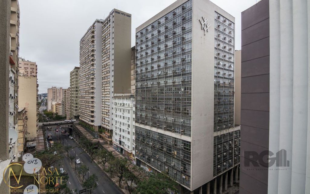 Apartamento à venda com 2 quartos, 83m², Avenida Borges de Medeiros no bairro Centro Histórico em Porto Alegre