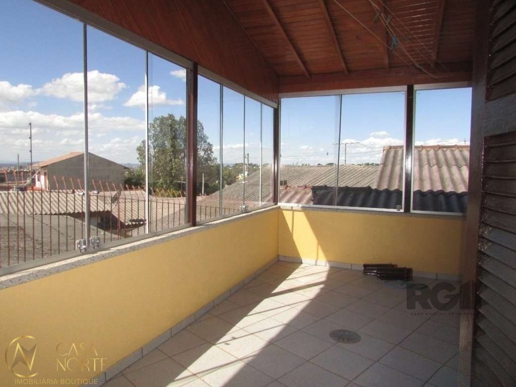 Casa à venda com 4 quartos, 250m², 1 suíte, 3 vagas, Rua Joséfa Barreto no bairro Passo das Pedras em Porto Alegre