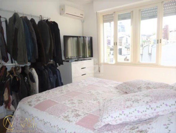 Apartamento à venda com 3 quartos, 104m², 1 suíte, 2 vagas, Avenida Plinio Brasil Milano no bairro Higienópolis em Porto Alegre