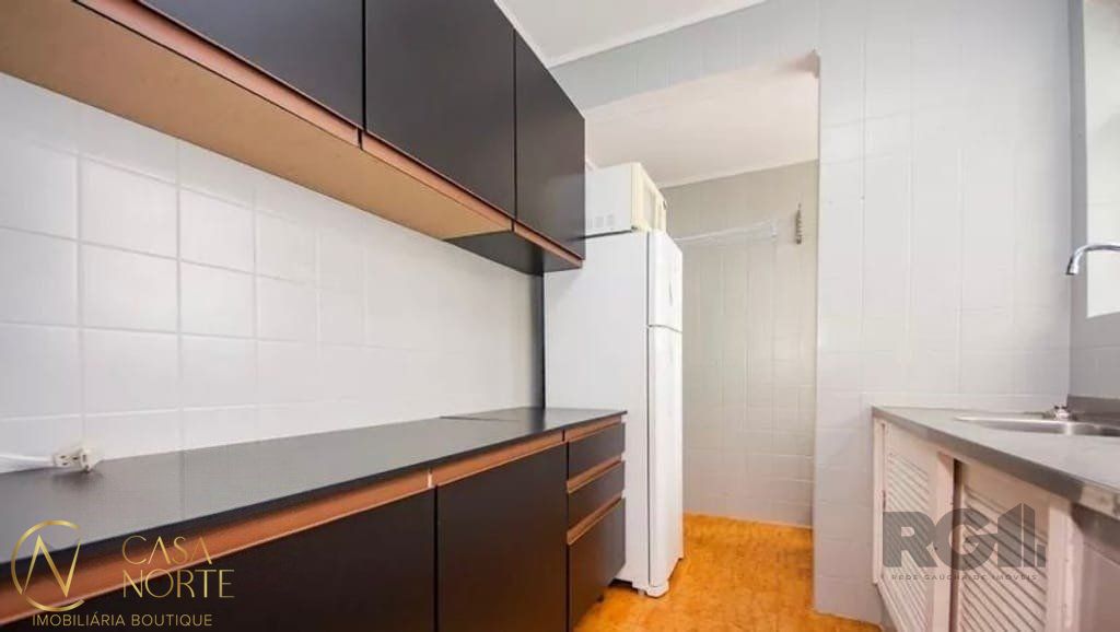 Apartamento à venda com 2 quartos, 55m², 1 suíte, Rua Ramiro Barcelos no bairro Bom Fim em Porto Alegre