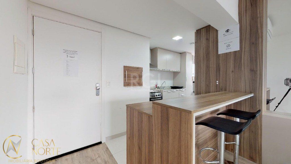 Apartamento à venda com 2 quartos, 62m², 1 suíte, 2 vagas, Rua Aneron Correa de Oliveira no bairro Jardim do Salso em Porto Alegre