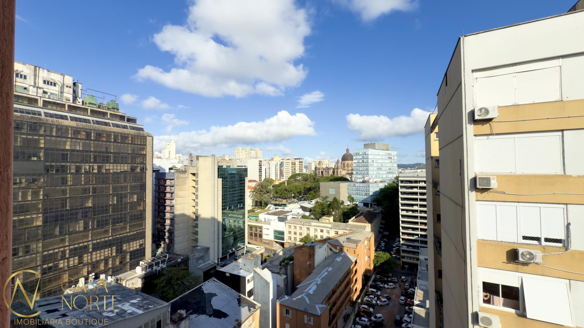Apartamento à venda com 1 quarto, 37m², 1 suíte, Rua dos Andradas no bairro Centro Histórico em Porto Alegre