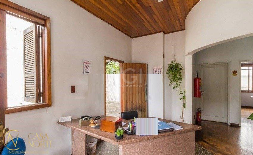 Prédio Comercial à venda com 3 quartos, 120m², 3 vagas, Avenida Bento Gonçalves no bairro Partenon em Porto Alegre