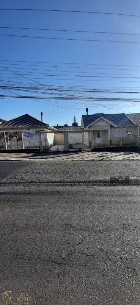 Terreno à venda  com 0m², Rua Dom Luiz Guanella no bairro Vila Ipiranga em Porto Alegre