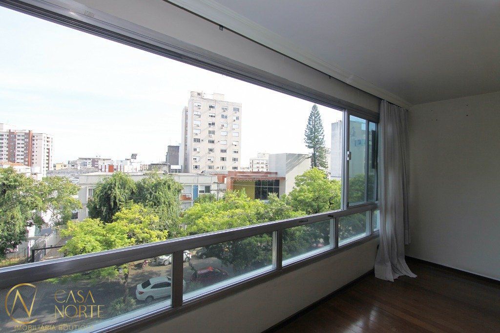 Apartamento à venda com 3 quartos, 127m², 1 suíte, 1 vaga, Rua Engenheiro Alvaro Nunes Pereira no bairro Moinhos de Vento em Porto Alegre