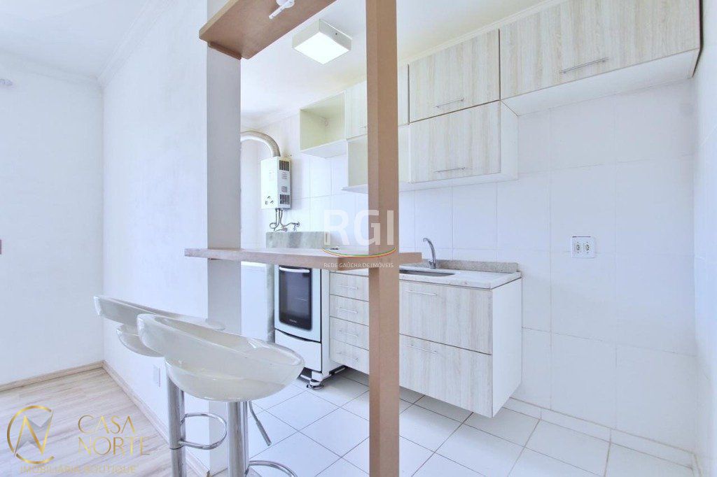 Apartamento à venda com 2 quartos, 59m², 1 suíte, 1 vaga, Avenida Teresópolis no bairro Teresópolis em Porto Alegre
