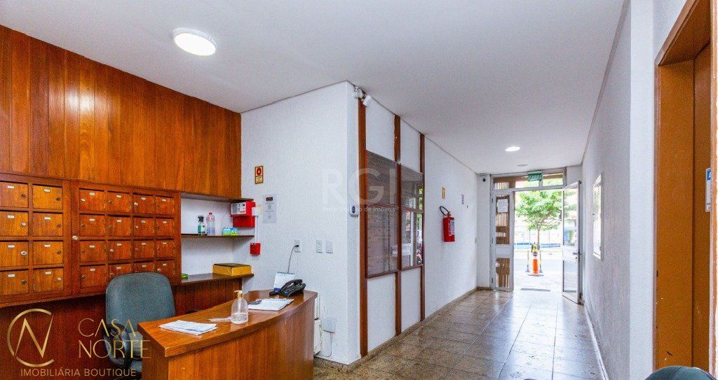Sala Comercial à venda , 21m², Avenida Protásio Alves no bairro Petrópolis em Porto Alegre