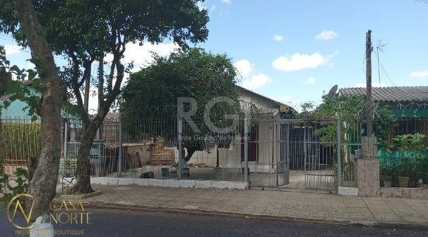 Terreno à venda  com 300m², Avenida Vinte e um de Abril no bairro Sarandi em Porto Alegre