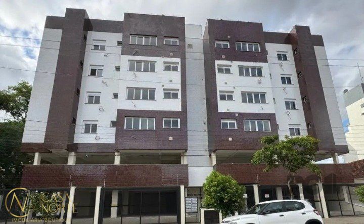 Apartamento à venda com 2 quartos, 71m², 1 suíte, 2 vagas, Rua José de Alencar no bairro Menino Deus em Porto Alegre